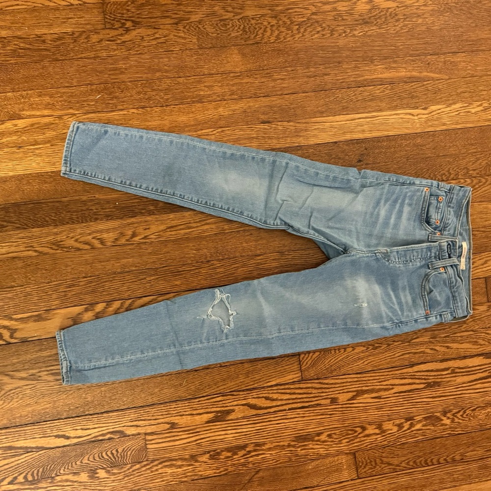 Levi jeans